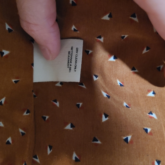 Covet Women's Fitted Black Blazer - Picture 10 of 10